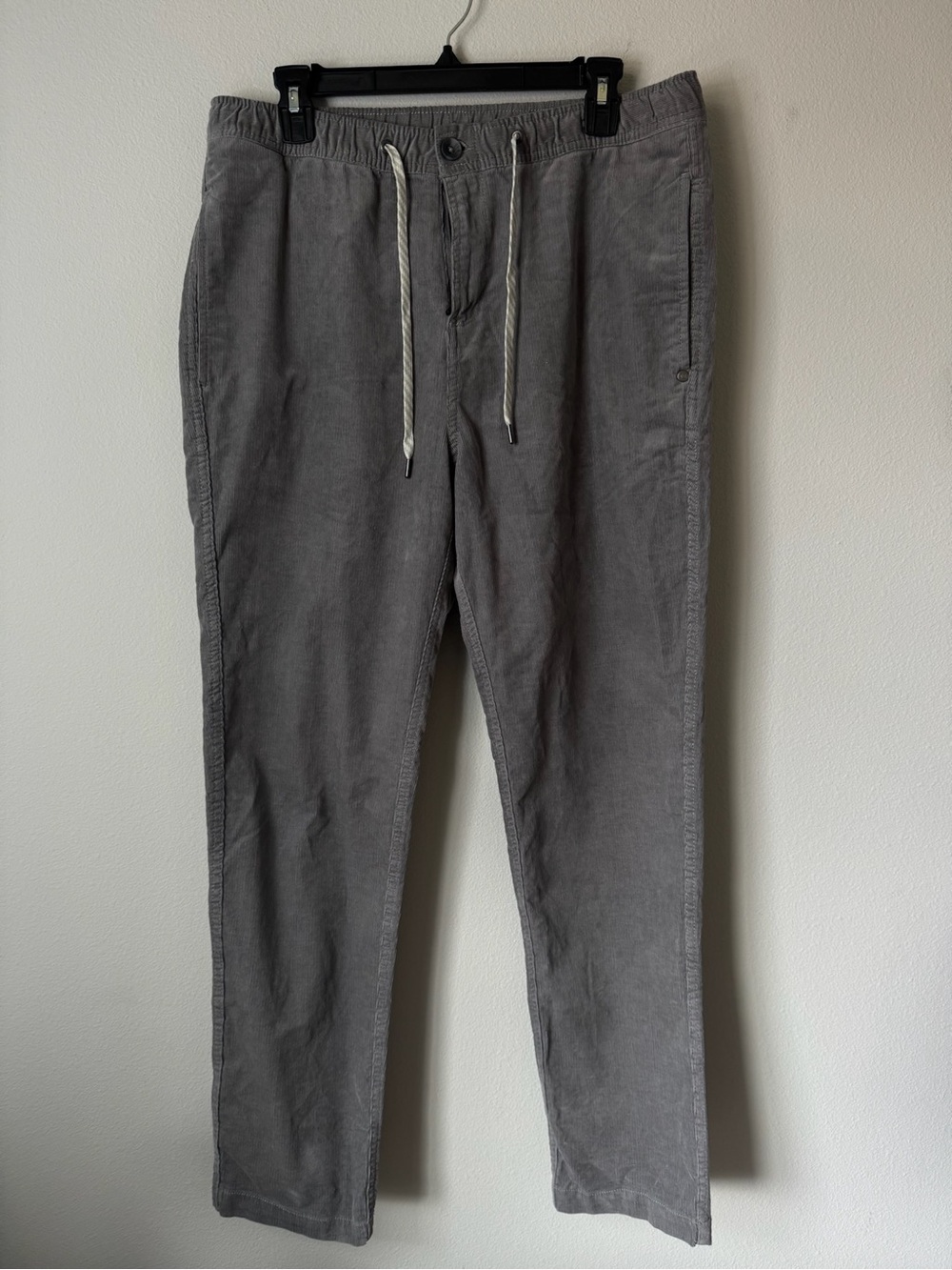 Vuori Optimist Pants Shitake Gray Corduroy Elastic‎ Waist Drawstring Men’s Sz L